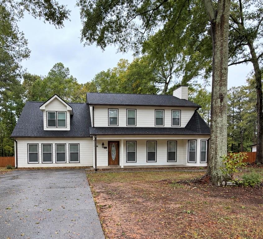 2125 Huntington Dr., Loganville, GA 30052