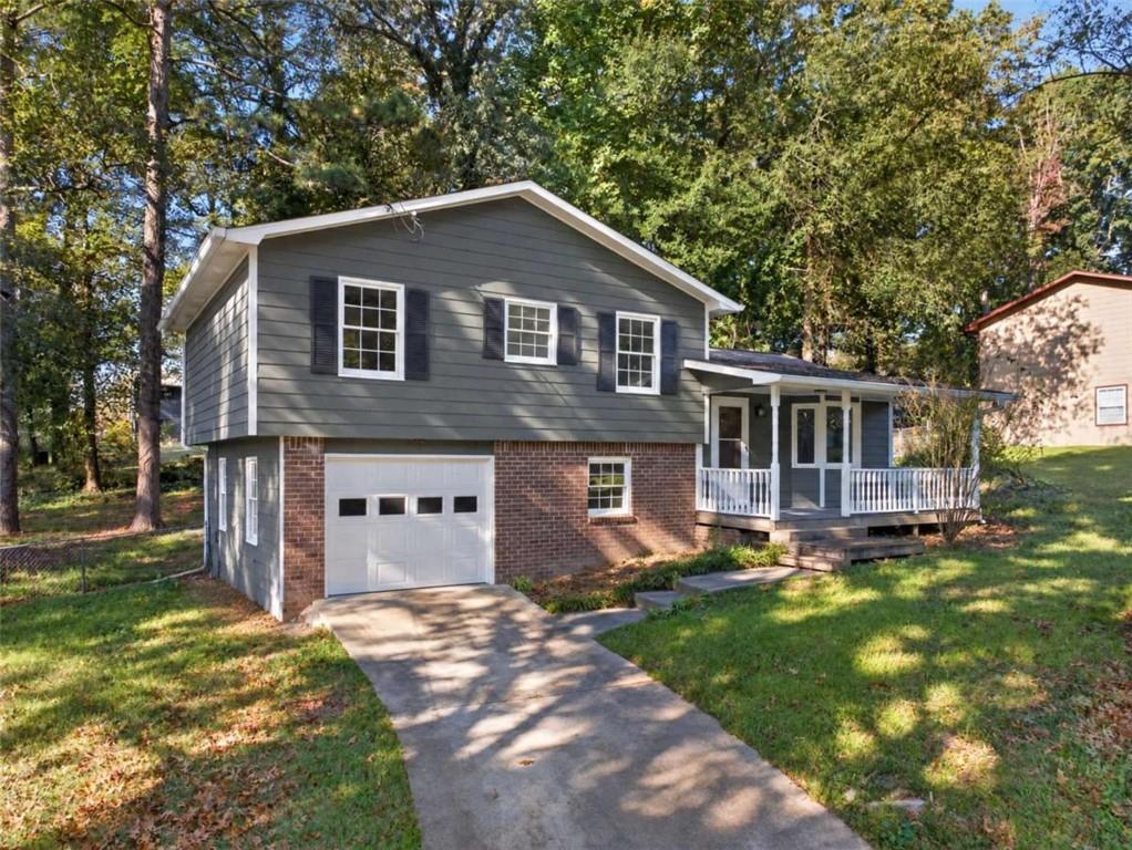 1869 Long St., Snellville, GA 30078