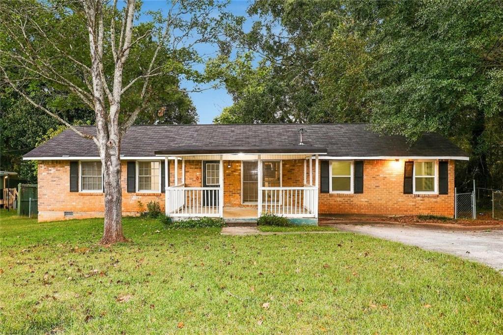 248 Essex Dr., Jonesboro, GA 30238