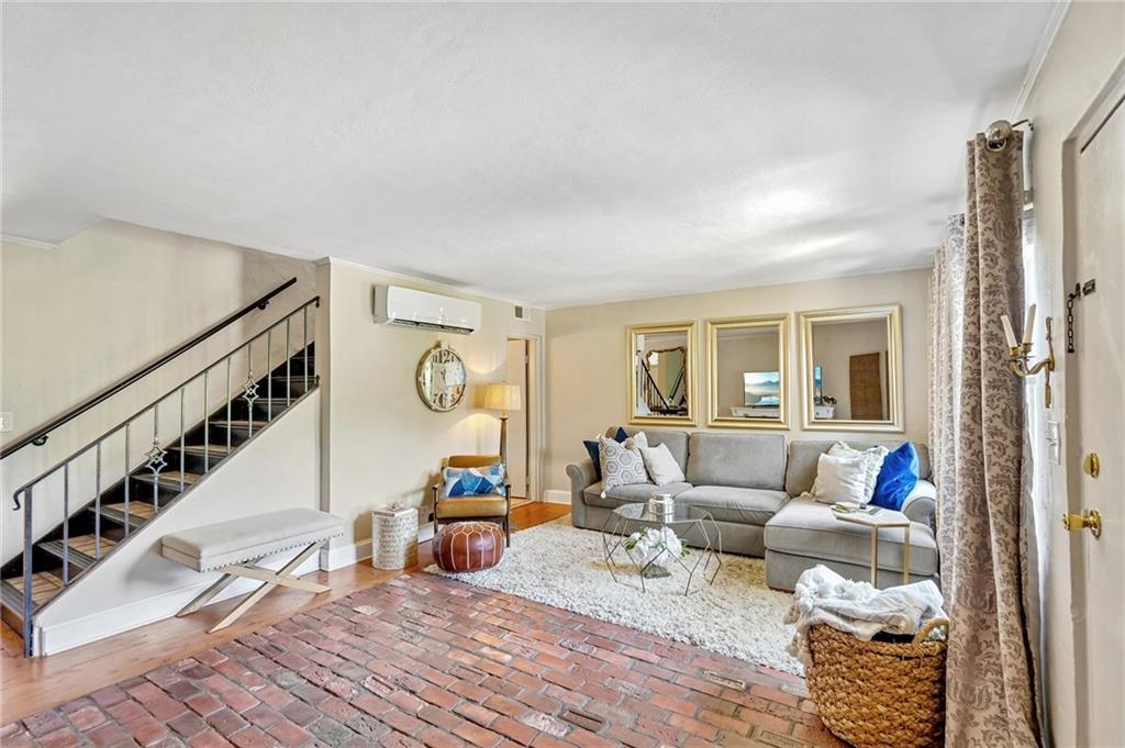 284 Lakemoore Dr. #B, Atlanta, GA 30342