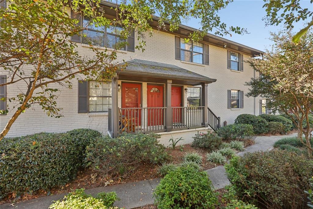 410 Candler Park Dr. #G11, Atlanta, GA 30307