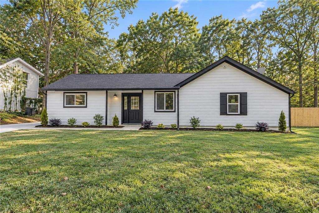 373 Hemlock Dr., Lawrenceville, GA 30046