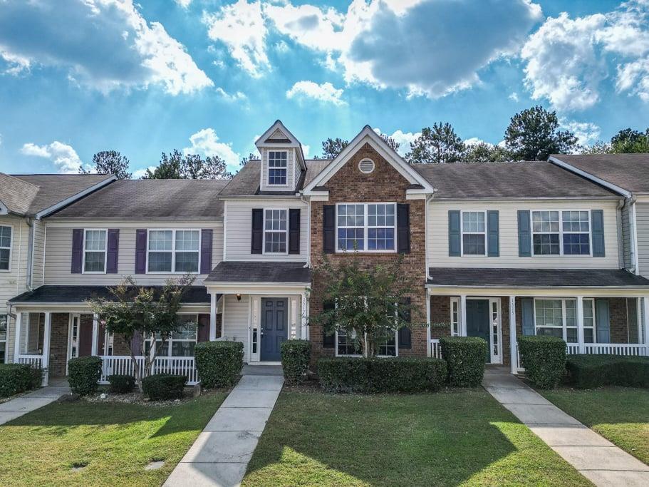1517 April Ln., Morrow, GA 30260