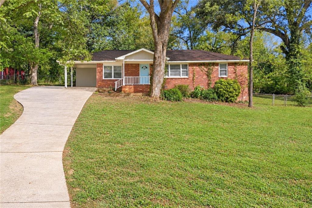 556 Monticello Dr., Mableton, GA 30126