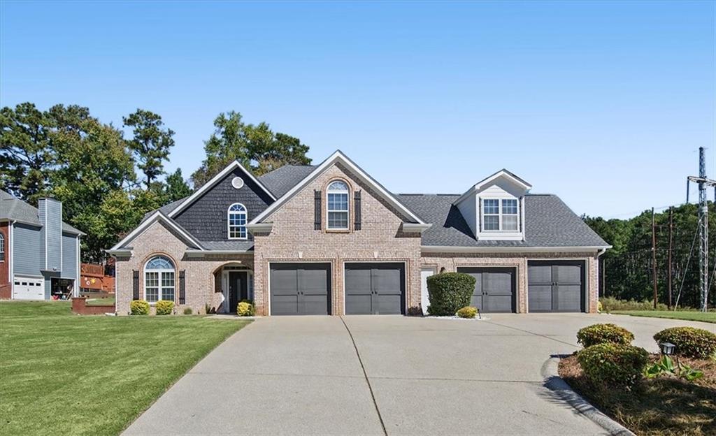 3818 Glenlake Dr., Douglasville, GA 30134