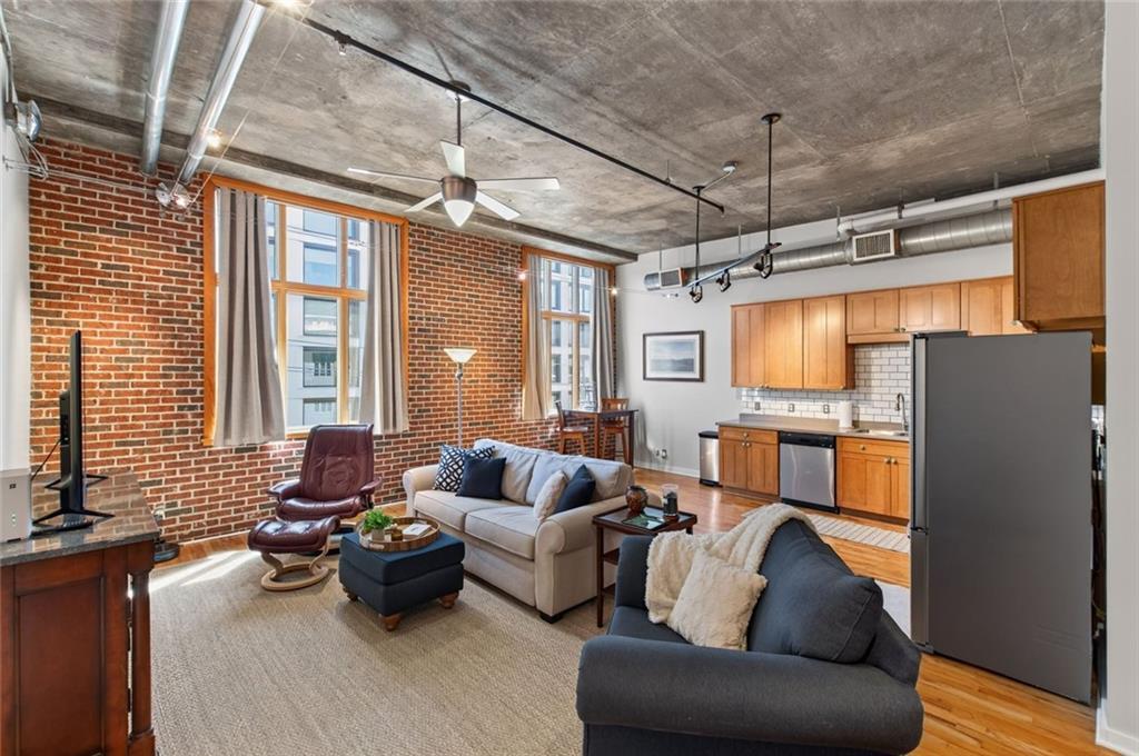 660 Glen Iris Dr. #407, Atlanta, GA 30308