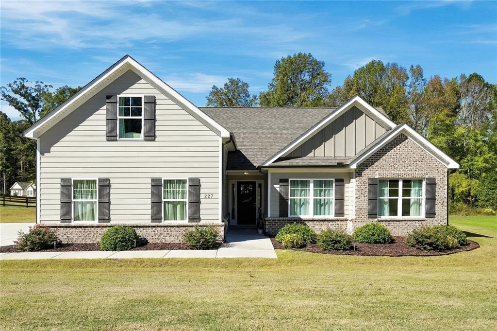 227 Finch Ct., Winder, GA 30680