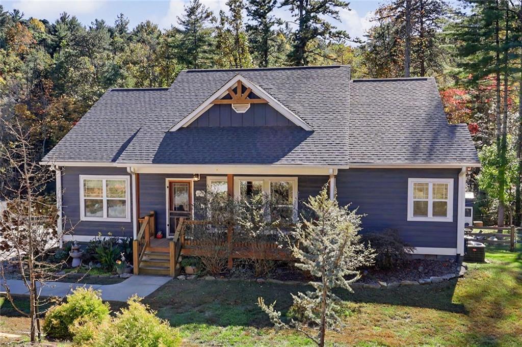 28 Peach Orchard Way, Tiger, GA 30576