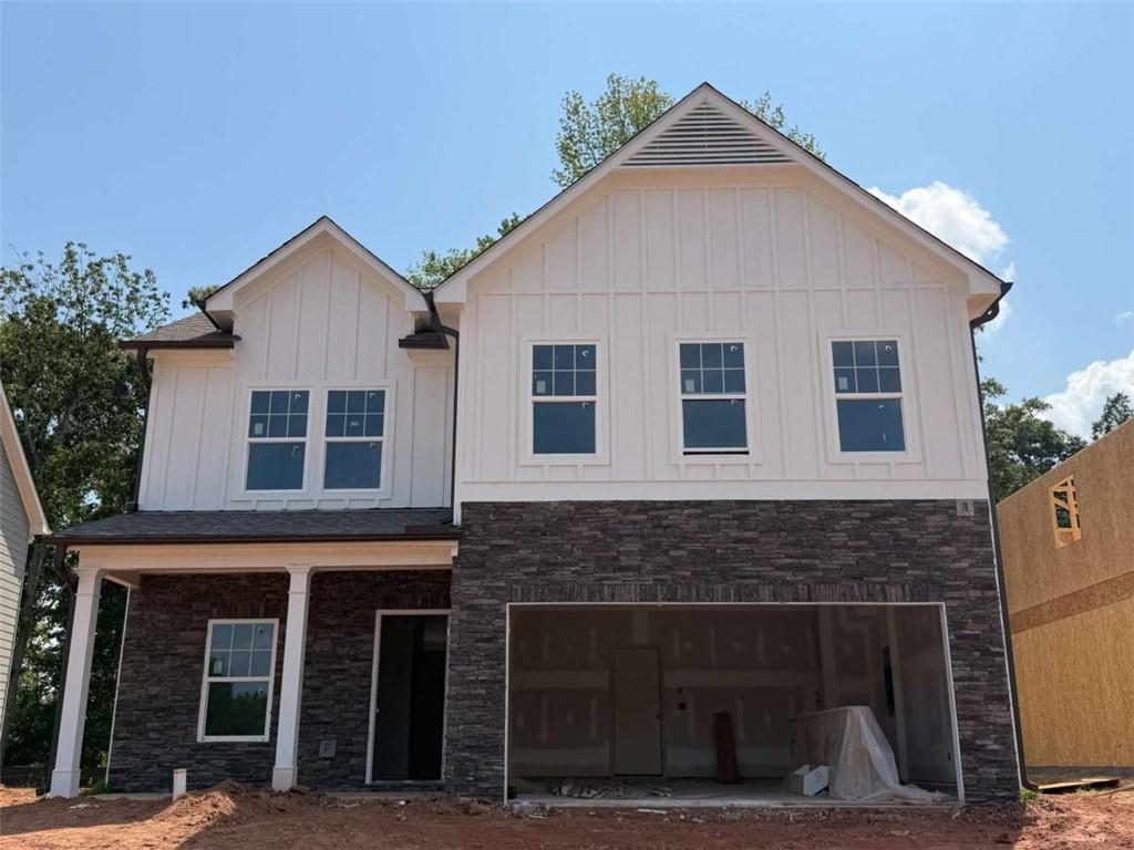 4219 Ravendale St., Flowery Branch, GA 30542