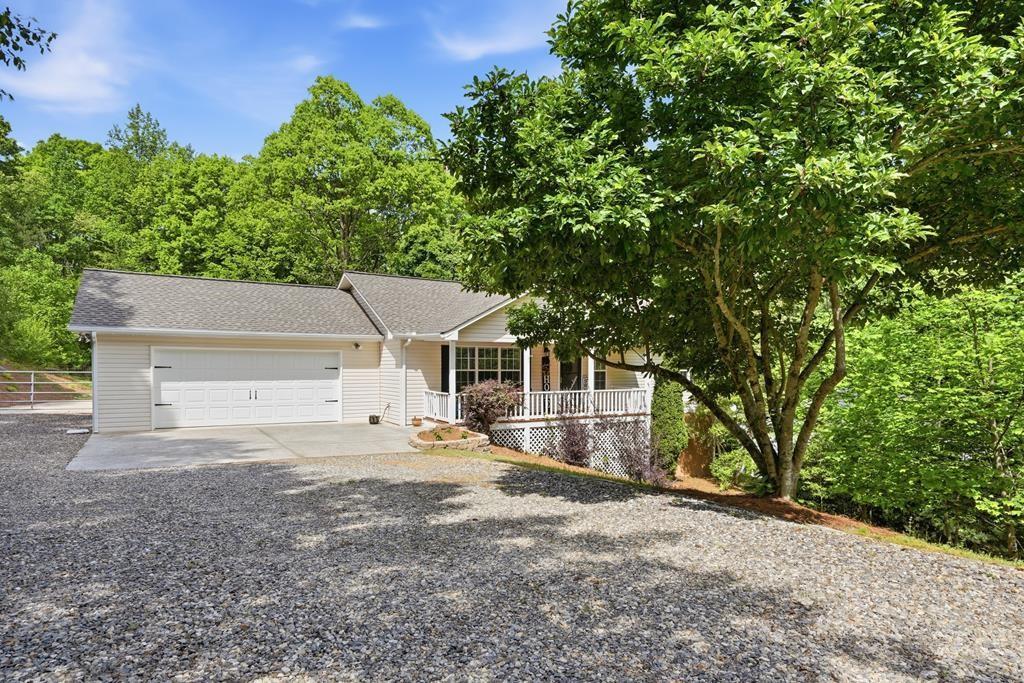 7616 Highland Oaks Dr., Young Harris, GA 30582