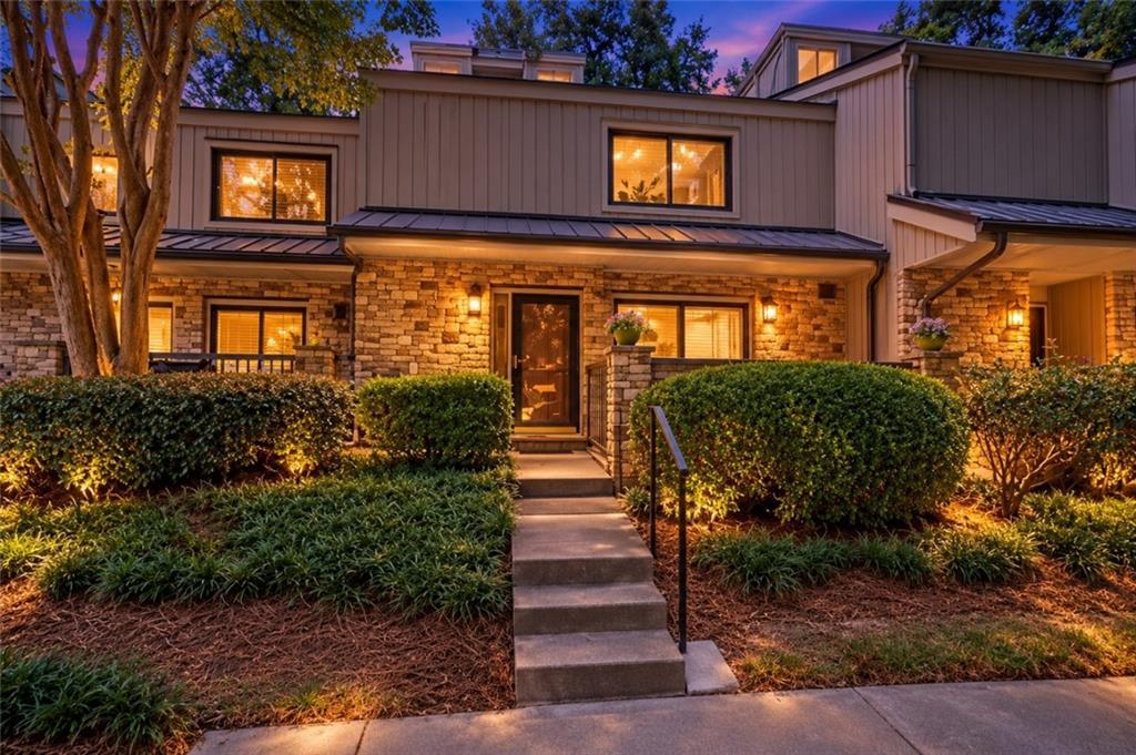 1252 Druid Knoll Dr, Brookhaven, GA 30319