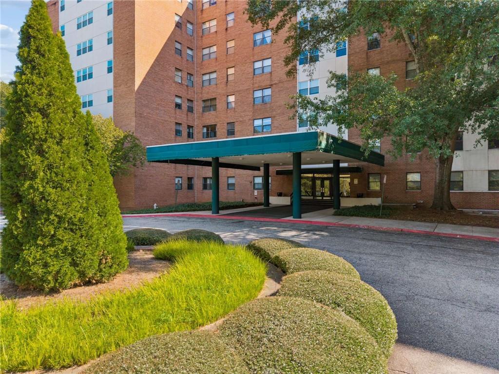 2965 S Pharr Court South Ct. #219, Atlanta, GA 30305