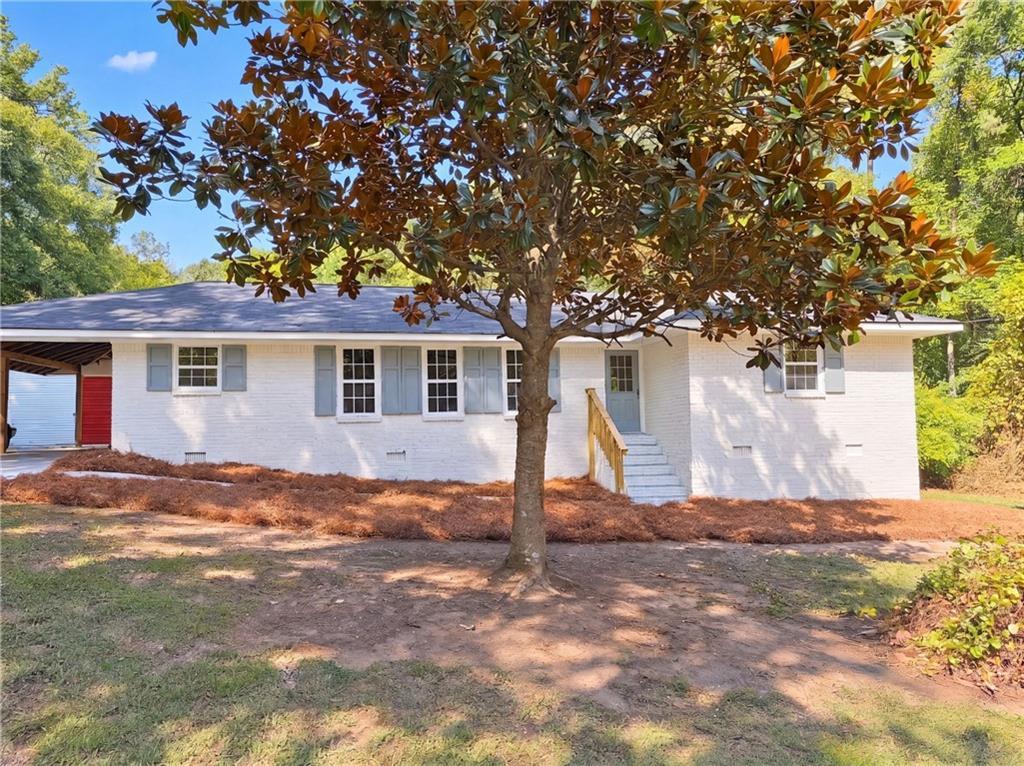 1105 Old Loganville Rd., Loganville, GA 30052