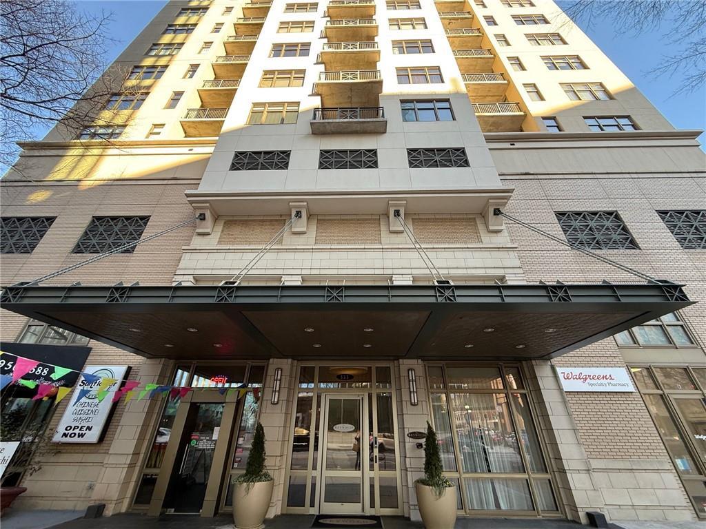 565 Peachtree St. #1811, Atlanta, GA 30308