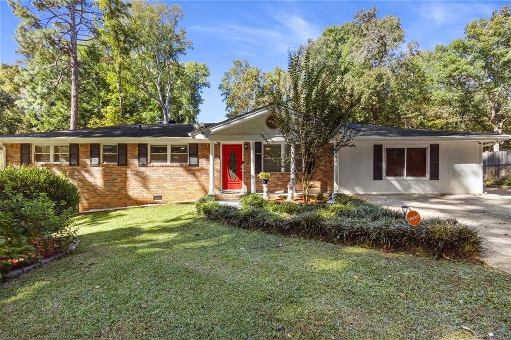 4129 King Edward Dr., Douglasville, GA 30135