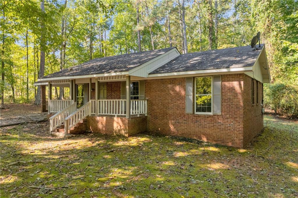 135 Sara Dr., Covington, GA 30014
