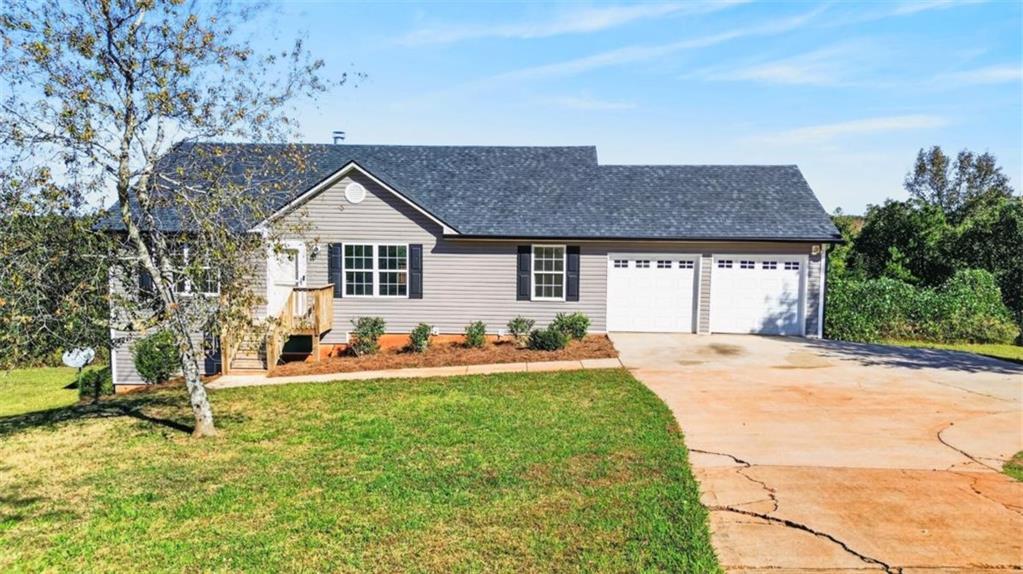 102 Princess Cir., Griffin, GA 30224