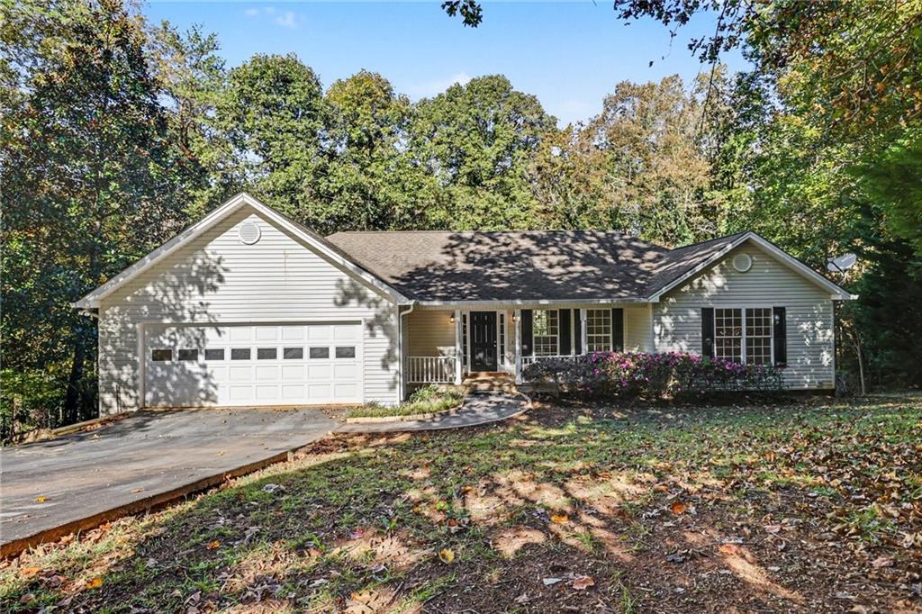 120 Young Deer Dr., Dahlonega, GA 30533