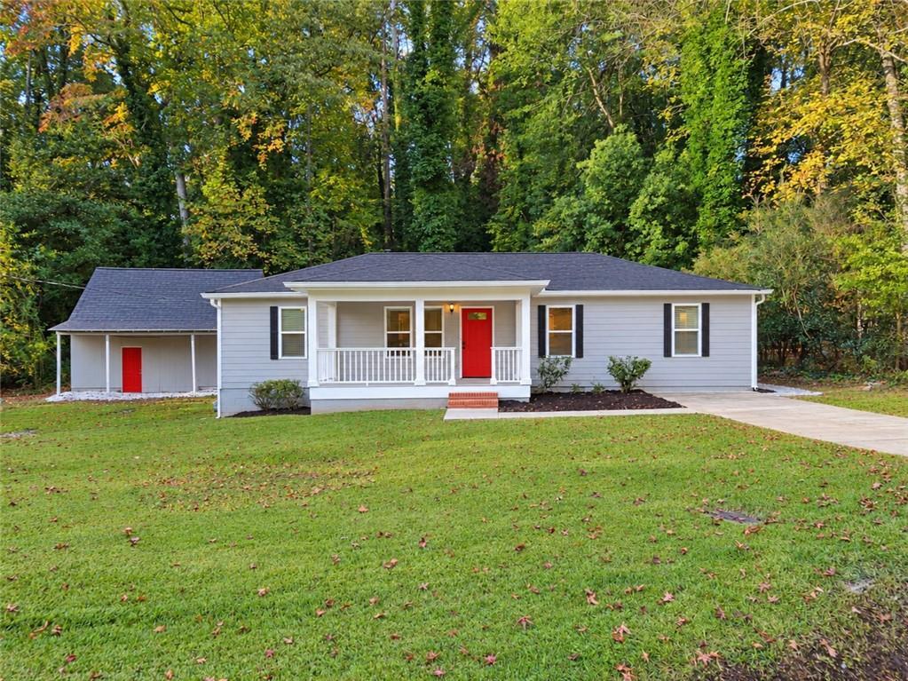 6021 Blackhawk Tr., Mableton, GA 30126