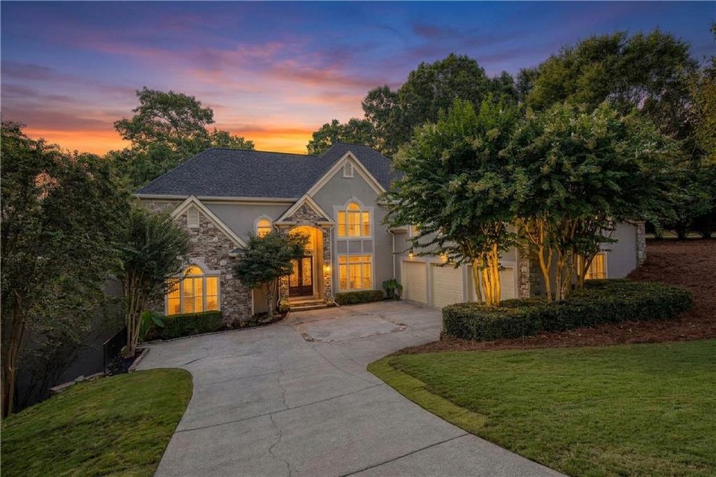 8370 Sentinae Chase Dr., Roswell, GA 30076