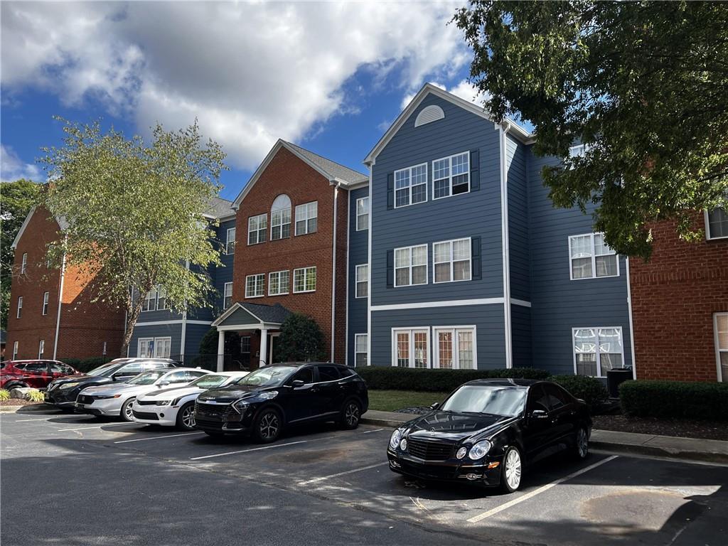3302 Dogwood Dr. #124, Hapeville, GA 30354