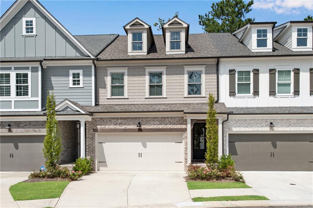 427 Retreat Ln., Canton, GA 30114