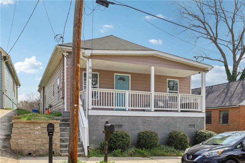 906 Sims St., Atlanta, GA 30310