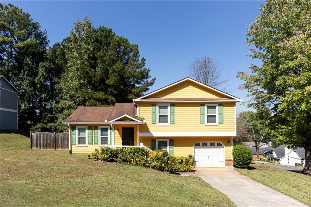 780 Shore Dr., Lithonia, GA 30058