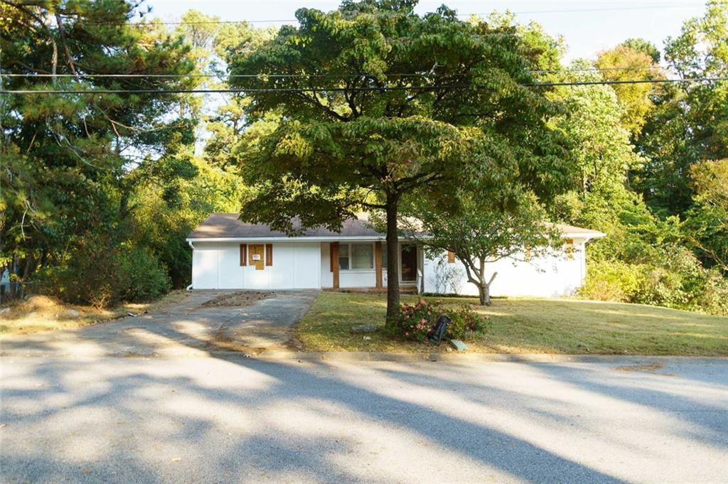851 Lakeside Dr., Mableton, GA 30126