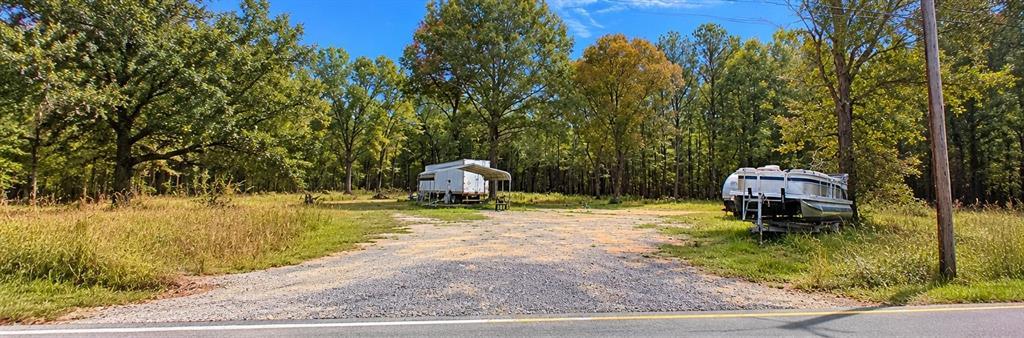 956 Plainville Rd., Plainville, GA 30733