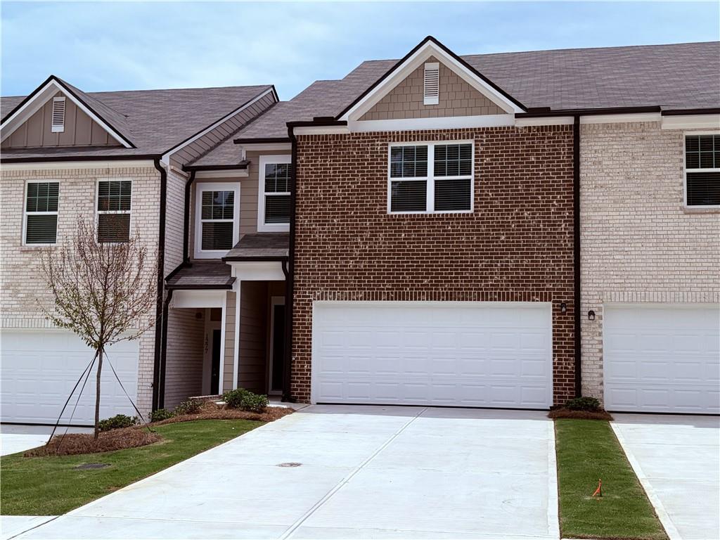 2017 Pienza Dr., Mcdonough, GA 30253