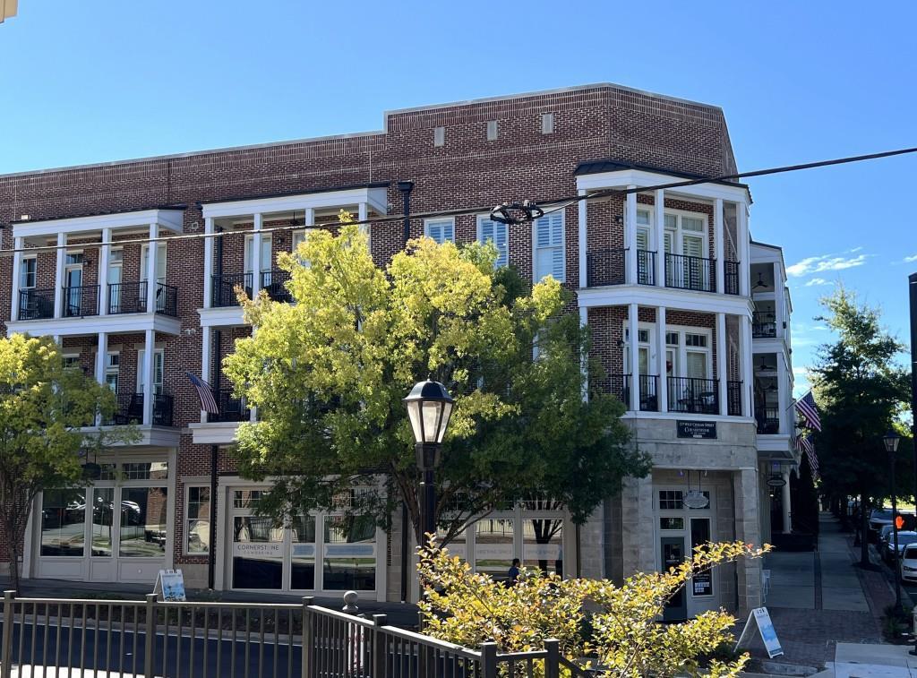 277 W Crogan St. #204, Lawrenceville, GA 30046