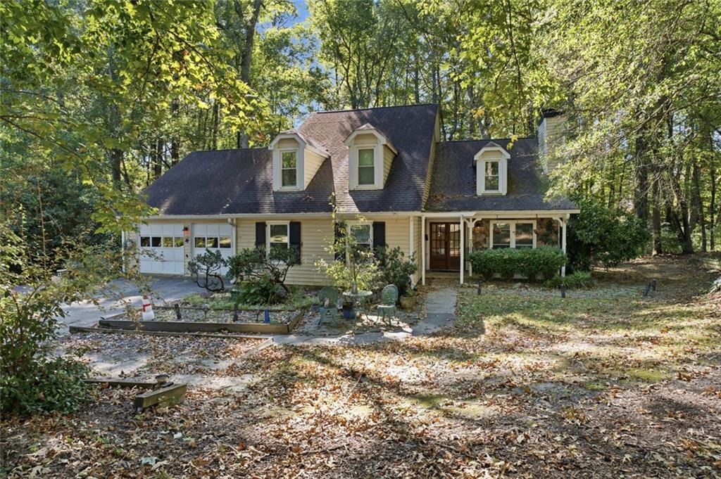 831 Pinebrook Ct., Alpharetta, GA 30009