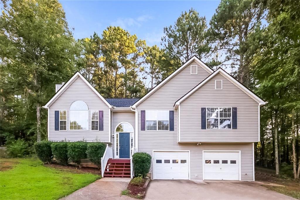 6410 Hillview Ln., Douglasville, GA 30134