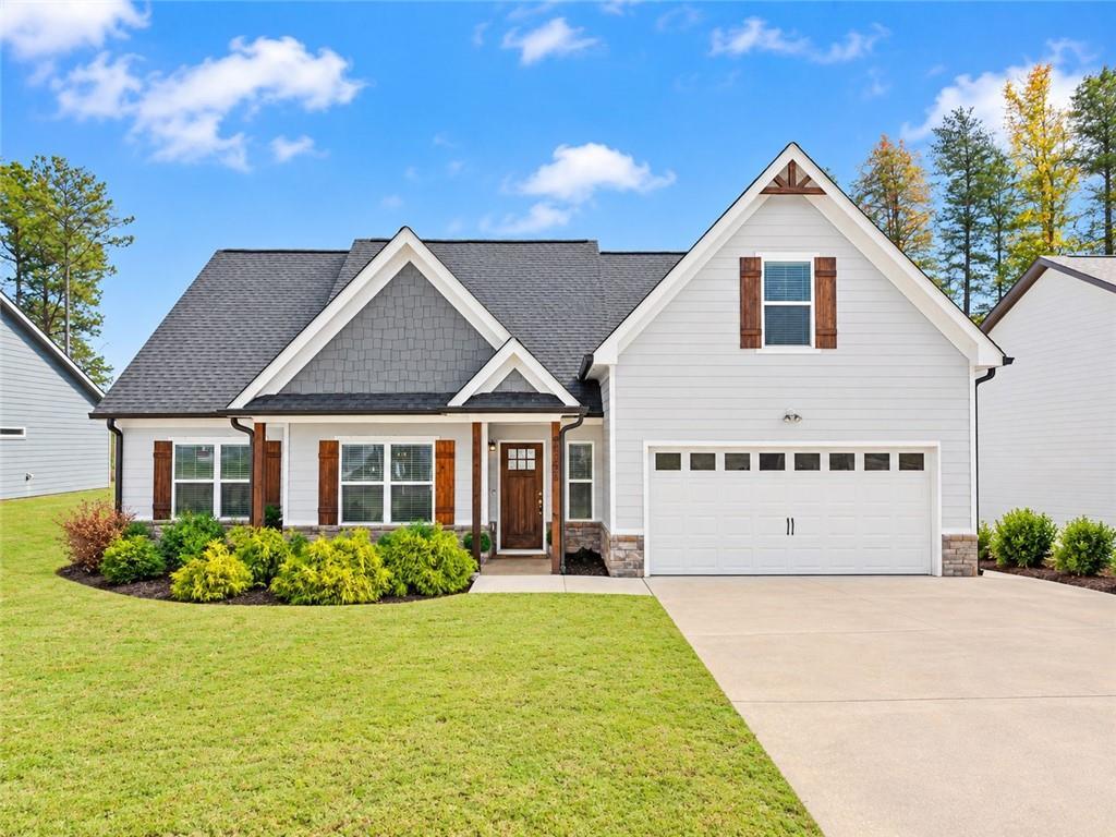 6338 Woodland Station Dr., Lula, GA 30554