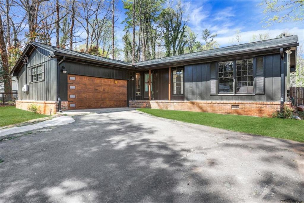3650 Dogwood Farm Rd., Decatur, GA 30034