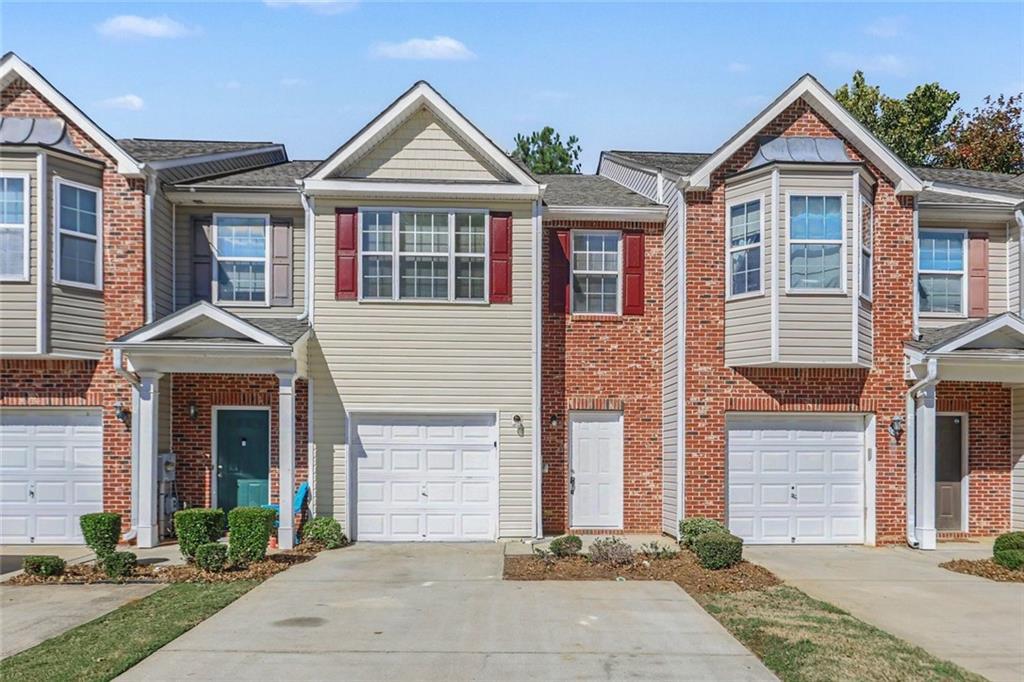 108 Chastain Cir., Newnan, GA 30263