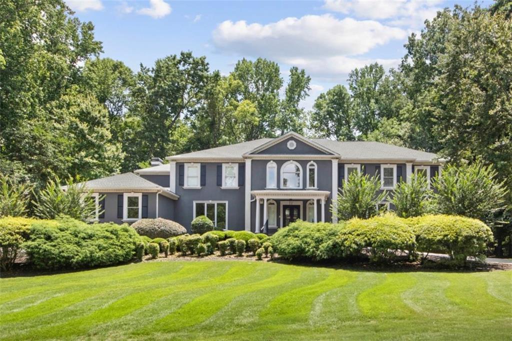 335 Birkdale Dr., Fayetteville, GA 30215