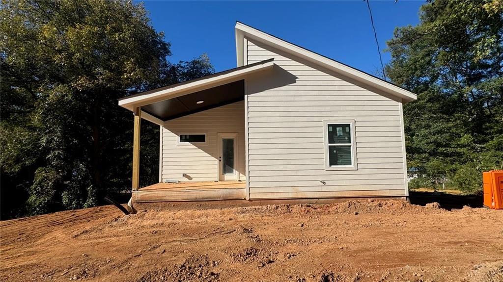 1042 Hightower Rd., Atlanta, GA 30318