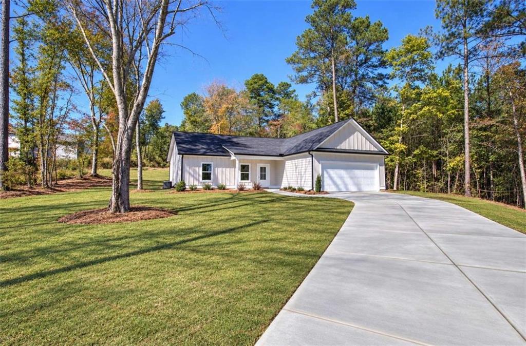 165 Settlement Rd., Dallas, GA 30132
