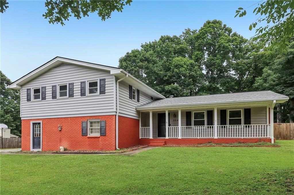 2040 Old Concord Dr., Covington, GA 30016