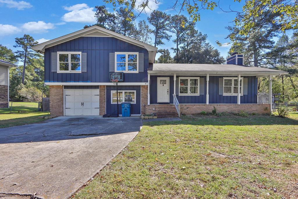 562 Plantation Blvd., Lawrenceville, GA 30046