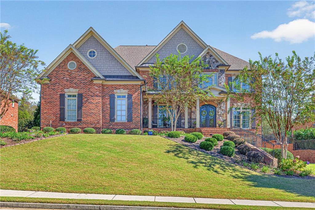 2067 Stonewater Ct., Hoschton, GA 30548