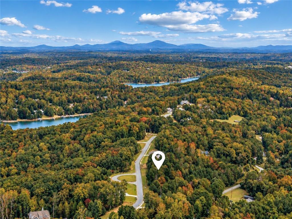 6930 Crestline Dr., Dawsonville, GA 30534