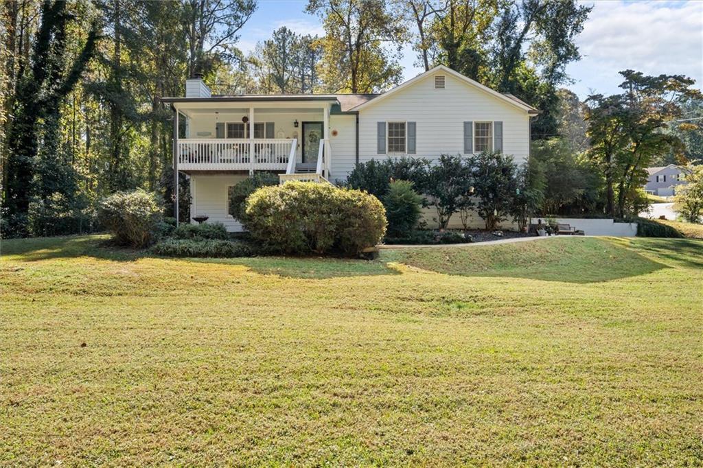 15 Indian Creek Ln., Powder Springs, GA 30127
