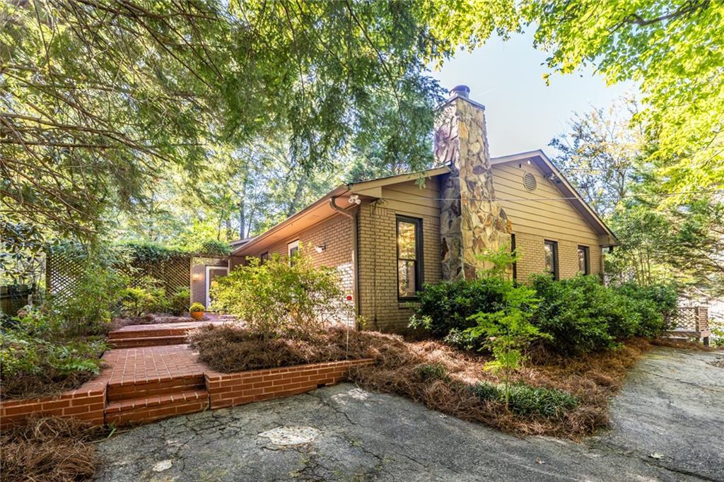 233 Seneca St., Decatur, GA 30030