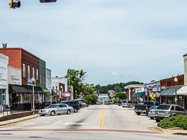 Ridge St., Manchester, GA 31816