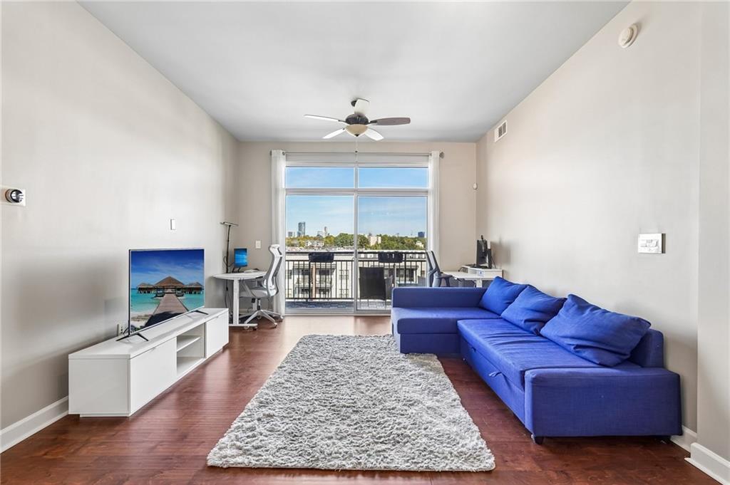 711 Cosmopolitan Dr., Atlanta, GA 30324