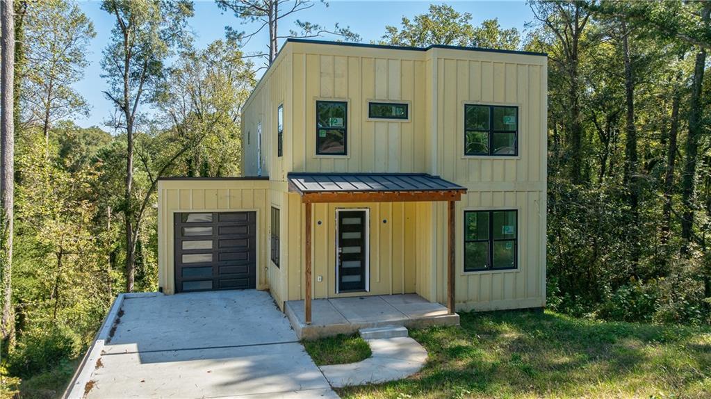 2918 Level Ridge Rd., Atlanta, GA 30354