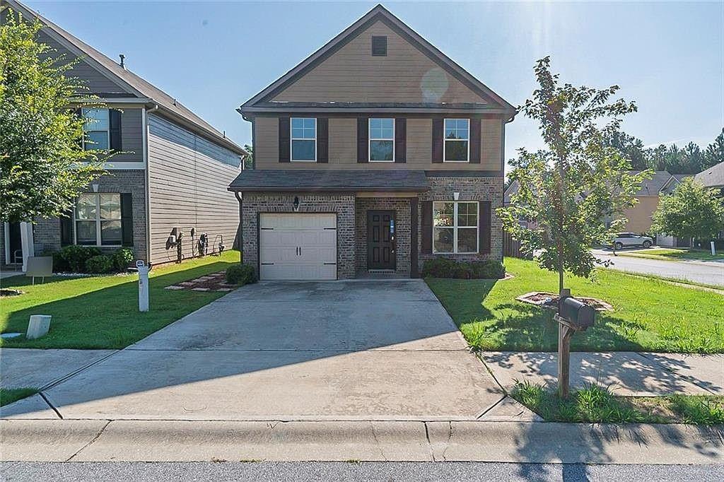 5887 Grande River Rd., Atlanta, GA 30349